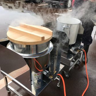 御飯は備蓄米を使用